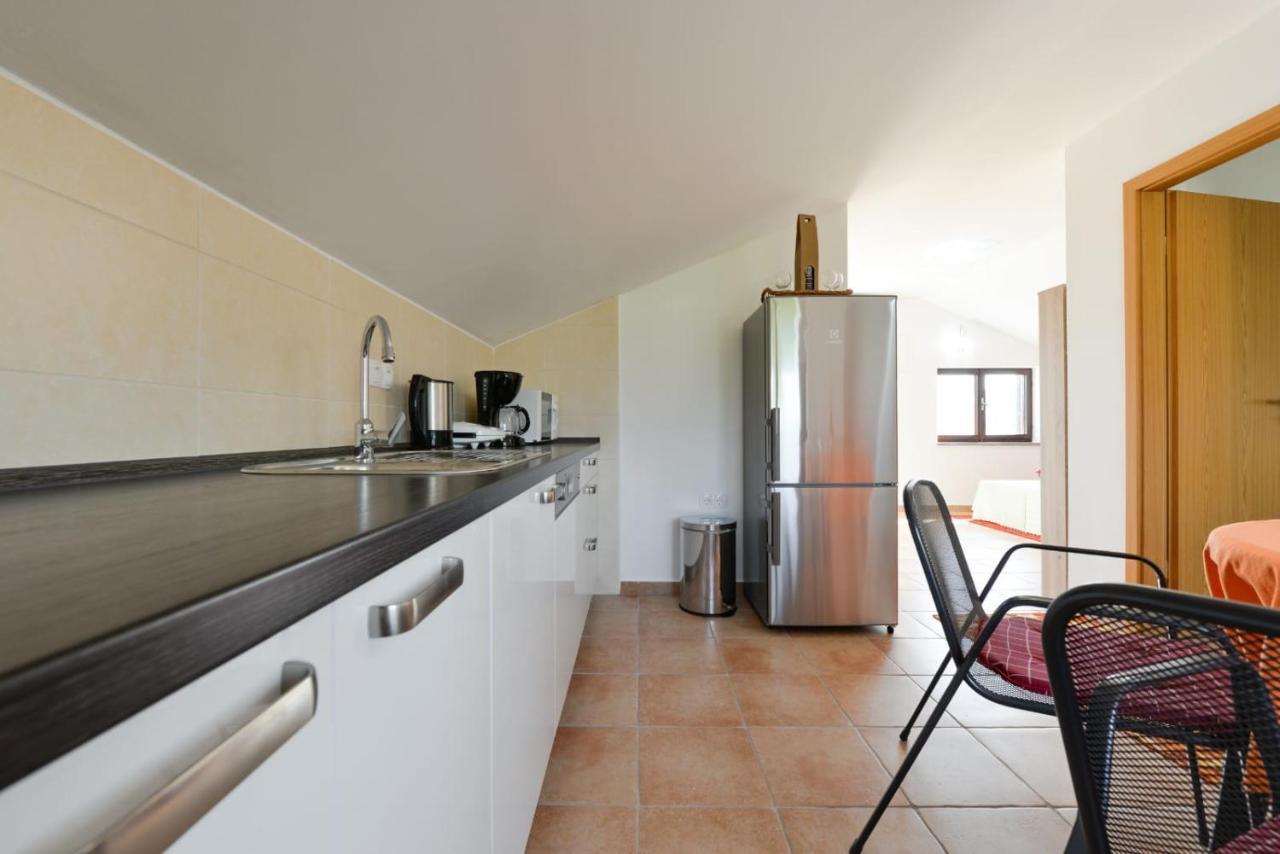 Apartmani Veronika นิน ภายนอก รูปภาพ
