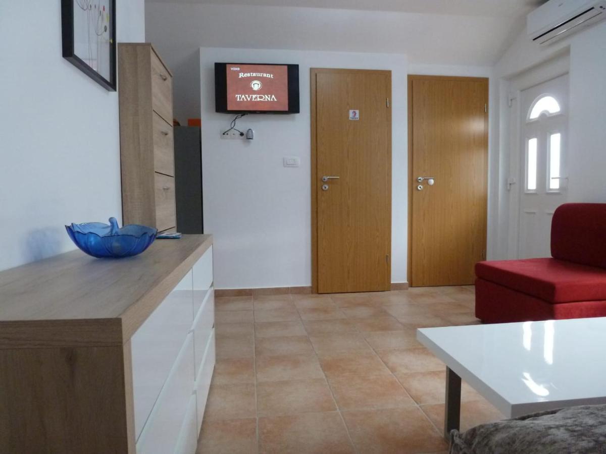 Apartmani Veronika นิน ภายนอก รูปภาพ